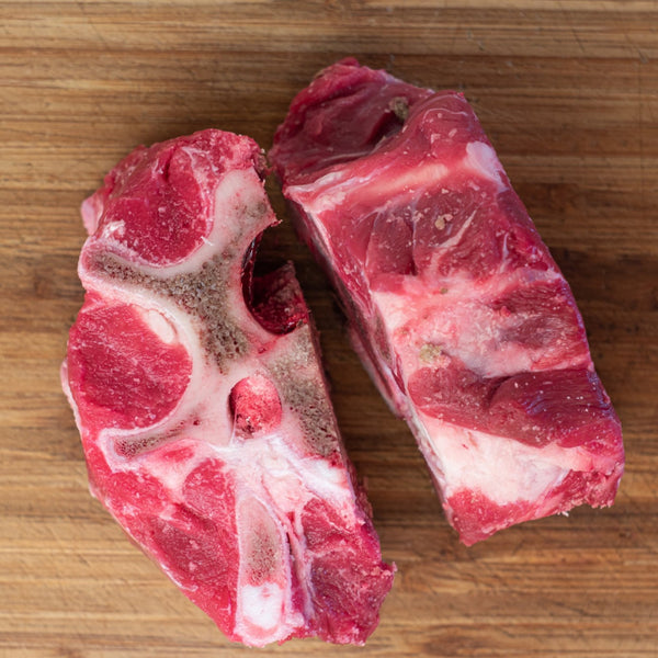 MEATY NECK BONES
